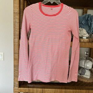 Gap long sleeve tee